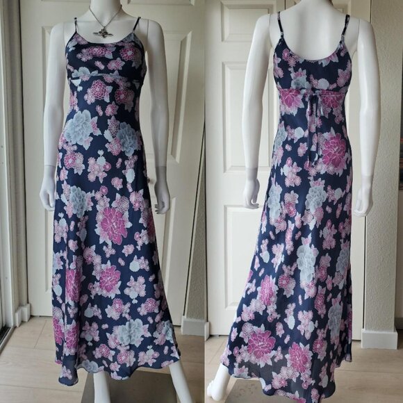 La Vie En Rose Dresses & Skirts - y2k floral print sleeveless maxi slip dress